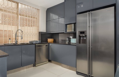 Camps Bay Apartment | Sonnekus 5