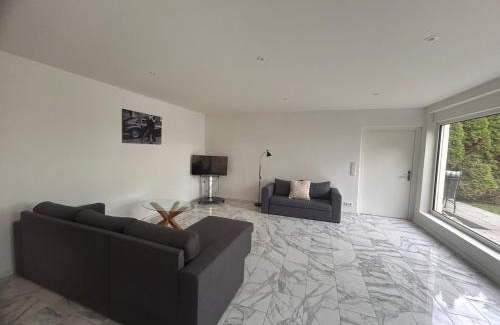 Donaueschingen Apartment | Sonnen Nest - Lichtdurchflutete Wohnung im Grünen