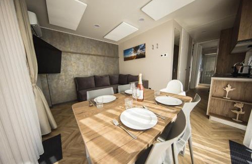 Lutzmannsburg Other | Sonnenthermen Chalets & Therme included - auch am An- & Abreisetag!
