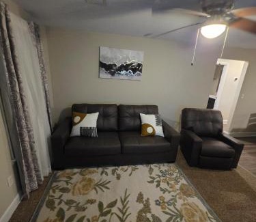 Columbus House | Sooner's Retreat