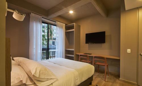 Financial District Apartment | Sophisticated Bogotá Getaway - Central & Quiet