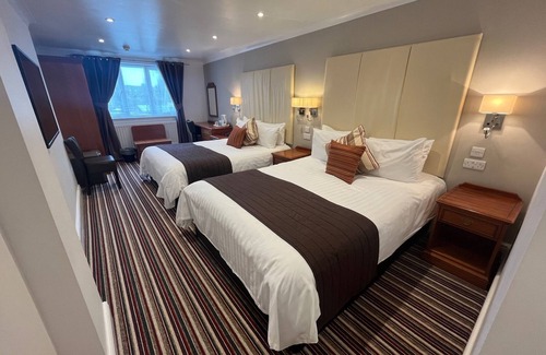 Cambridge Hotel | Sorrento Hotel