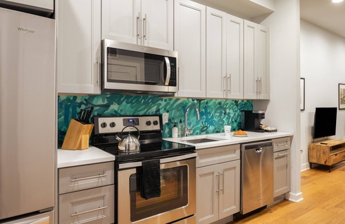 Old City Apartment | Sosuite at The Vine - Old City