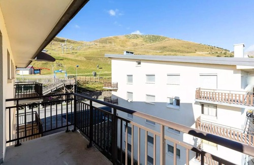 Saint-Lary-Soulan Apartment | Soum De Matte Residence - Apartment 11 people foot from the slopes Ski resort PLA D ADET