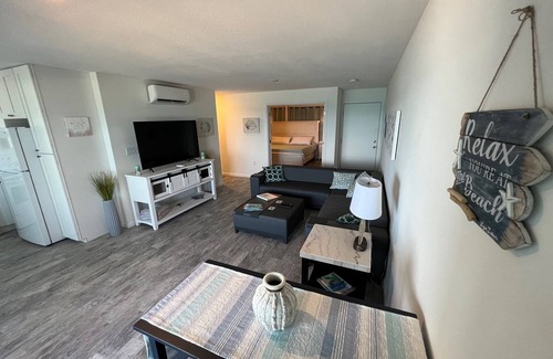 Bolongo Bay Condo | Sound of the Sea - A tranquil oceanfront condo!
