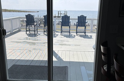 Atlantic House | Soundfront homen3 Bedroomsn3 Bathrooms