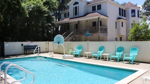 Corolla Light House | Soundfront, Sound views! Dogs Welcome, Private Pool! 520, Bay Spray