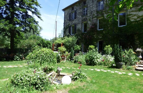 Brusque House | South Aveyron gîte on private riverside, sleeps 6 to 14 people
