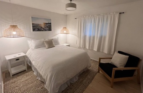 South Beach House | South Beach Beach Cottage with Ocean Views