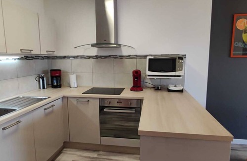 Saint-Cast-le-Guildo Apartment | South-facing T2 apartment 400 m from the main beach.