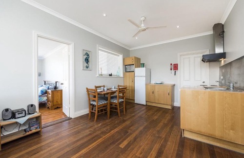 Lancelin House | South Side - Feel the breeze