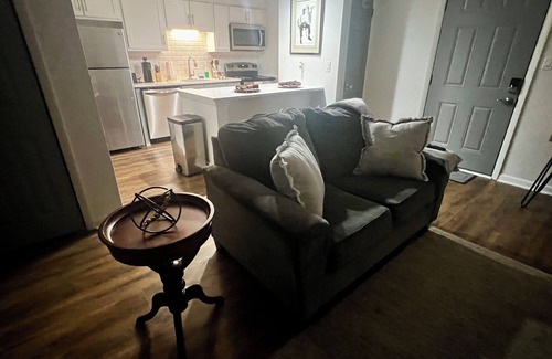 Huntsville Apartment | Southern Charm & Hospitality in the Heart of the Rocket City!