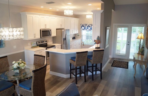 Falcons Glen House | Southern Exposure Home-Salt Water Pool-Players Club