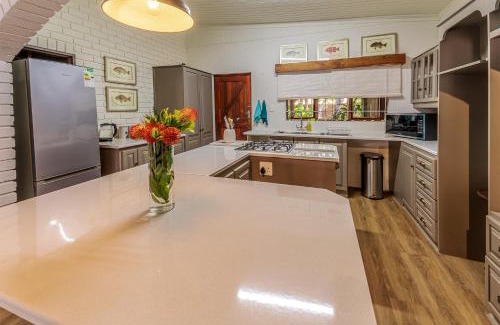 Van Dyks Bay House | Southern Right Guest House