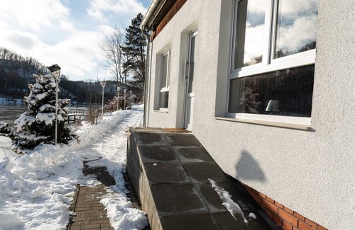 Guentersberge Apartment | Spacious Lakeview Getaway