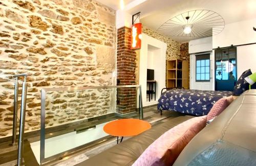 11th Arrondissement Apartment | #SPA Wellness @ Paris 11ème