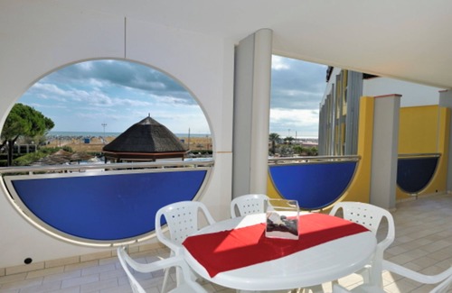Bibione Apartment | Spacious Apartment With sea View and Large Terrace