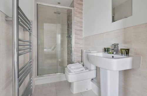 Leeds Apartment | Spacious 1 Bedroom Apartment in a Converted Mill