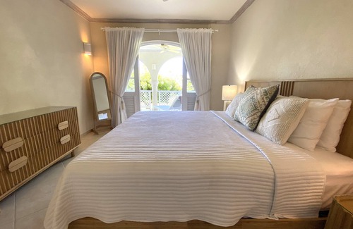 Merlin Bay Resort | Spacious 2 bedroom apartment at Sugar Hill Resort, pools, tennis court