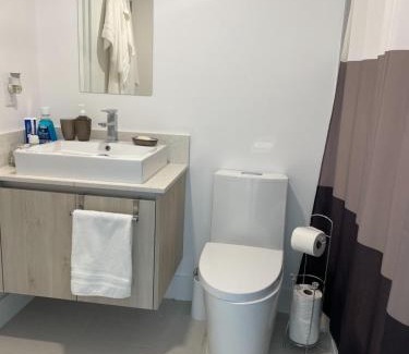 North Miami Apartment | Spacious 2 Bedroom, 2 Bathroom condo with heated outdoor pool and jacuzzi!