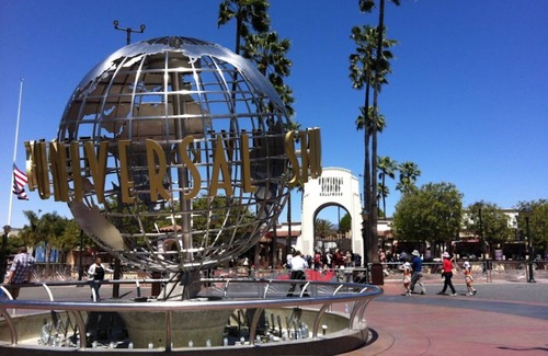 Old Pasadena Apartment | Spacious 2-Bedroom Apartment in the heart of Hollywood California.