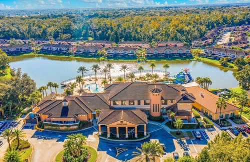 Kissimmee Villa | Spacious 2BR Townhome With Resort Access - Near Disney