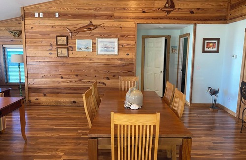 Eastpoint House | Spacious 3/3 B/B Home with Beautiful Bay Views overlooking the St George Sound