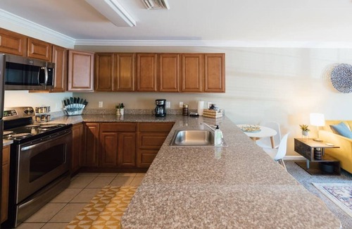 Johnson City Condo | Spacious 3 Bed Condo Near ETSU