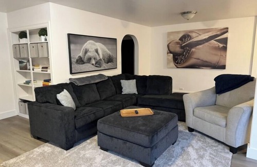 Ketchikan Apartment | Spacious 3-bedroom apartment in beautiful downtown Ketchikan