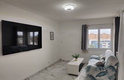Saint-Augustin Apartment | Spacious 3-bedroom apartment with balcony
