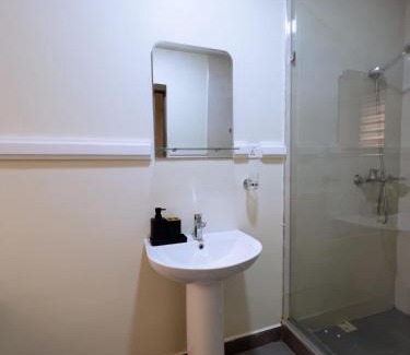 Prampram Apartment | Spacious 3 Bedroom Apartment in Tema, Accra, Ghana