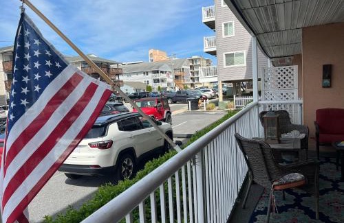 North Ocean City House | Spacious 3-Bedroom Ocean Block Condo in North Ocean City Steps to the Beach