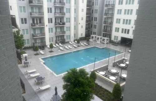 The Galleria Apartment | Spacious 3B 2.5B Apt by Galleria