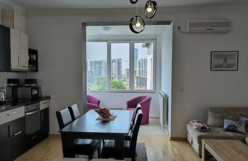 Savamala Apartment | Spacious 3BDR Central apartment near Terazije & BW