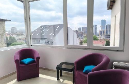 Savamala Apartment | Spacious 3BDR Central apartment near Terazije & BW