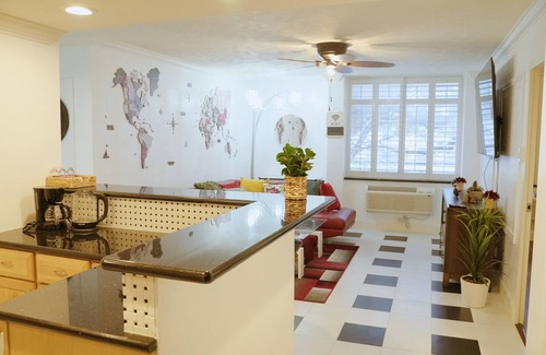 Sharpstown Condo | Spacious 3BR Condo: Perfect Location