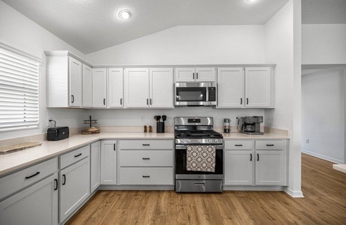 Sumter County House | Spacious 3BR | King Bed, Golf Cart, The Villages