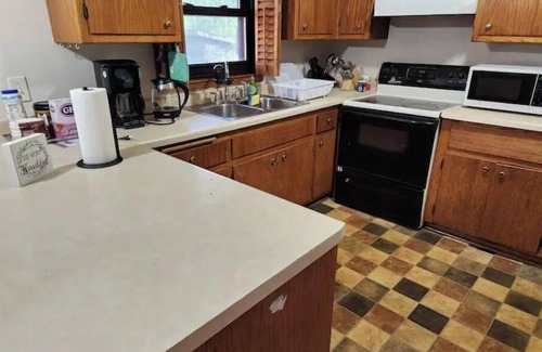 Milwaukee House | Spacious 4-bedroom home in quiet neighborhood