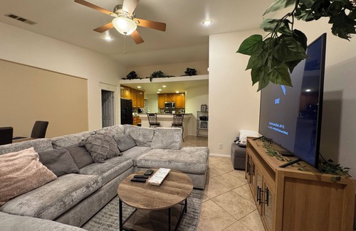 Twentynine Palms House | Spacious 4BR/3BA Family Retreat Near Joshua Tree