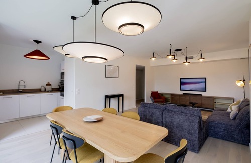 Lestonat - Monsejour Apartment | Spacious 4BR with Lovely Balcony ☀️