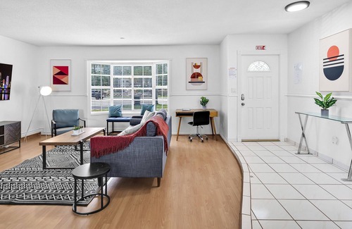 Boulevard Heights House | Spacious 4BRS Home, Relax Backyard close to Casino