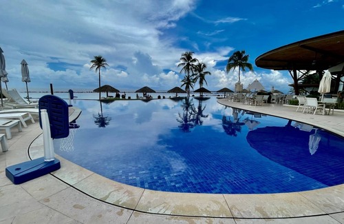 Maria Chiquita Apartment | Spacious 5-bedroom apartment in playa escondida