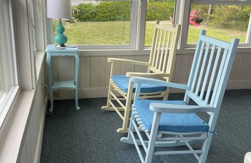 Kennebunkport Cottage | Spacious 5-bedroom Beachfront Cottage in Kennebunkport