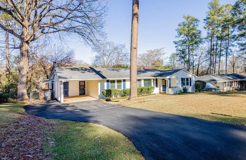 Augusta House | Spacious 5BR Home - Fireplace - 7 Min Augusta Natl