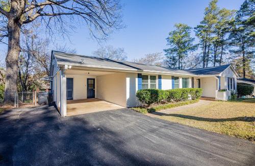 Augusta House | Spacious 5BR Home - Fireplace - 7 Min Augusta Natl
