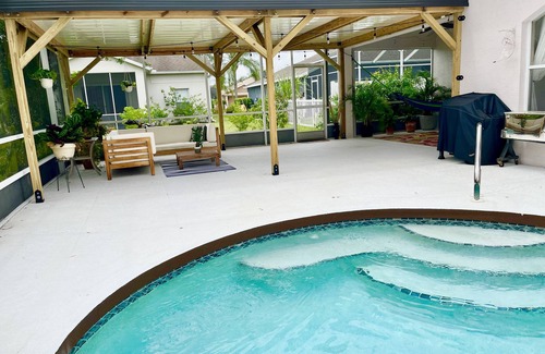 Sabal Harbour House | Spacious 5BR Private Home Private Pool & Salt Water Spa Minutes from Beaches