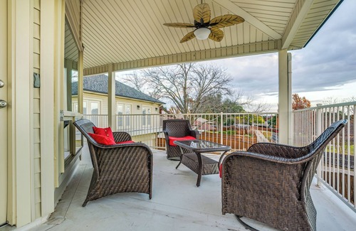 Garland House | Spacious 9-Bedroom Retreat w/Pool, Game Room & BBQ – Perfect for Groups!
