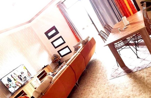 Cocody Apartment | Spacious airy and comfortable one bedroom apartment