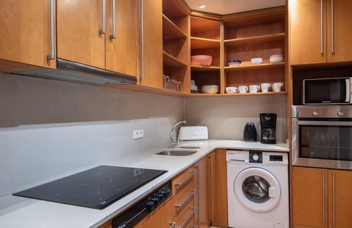 Sant Antoni Apartment | Spacious and comfortable Apt. in the city center