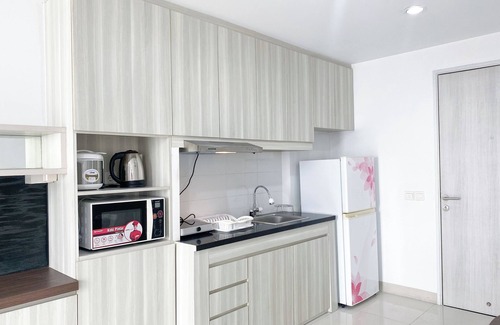 Cikarang Apartment | Spacious and Comfort Studio Apartment at Azalea Suites